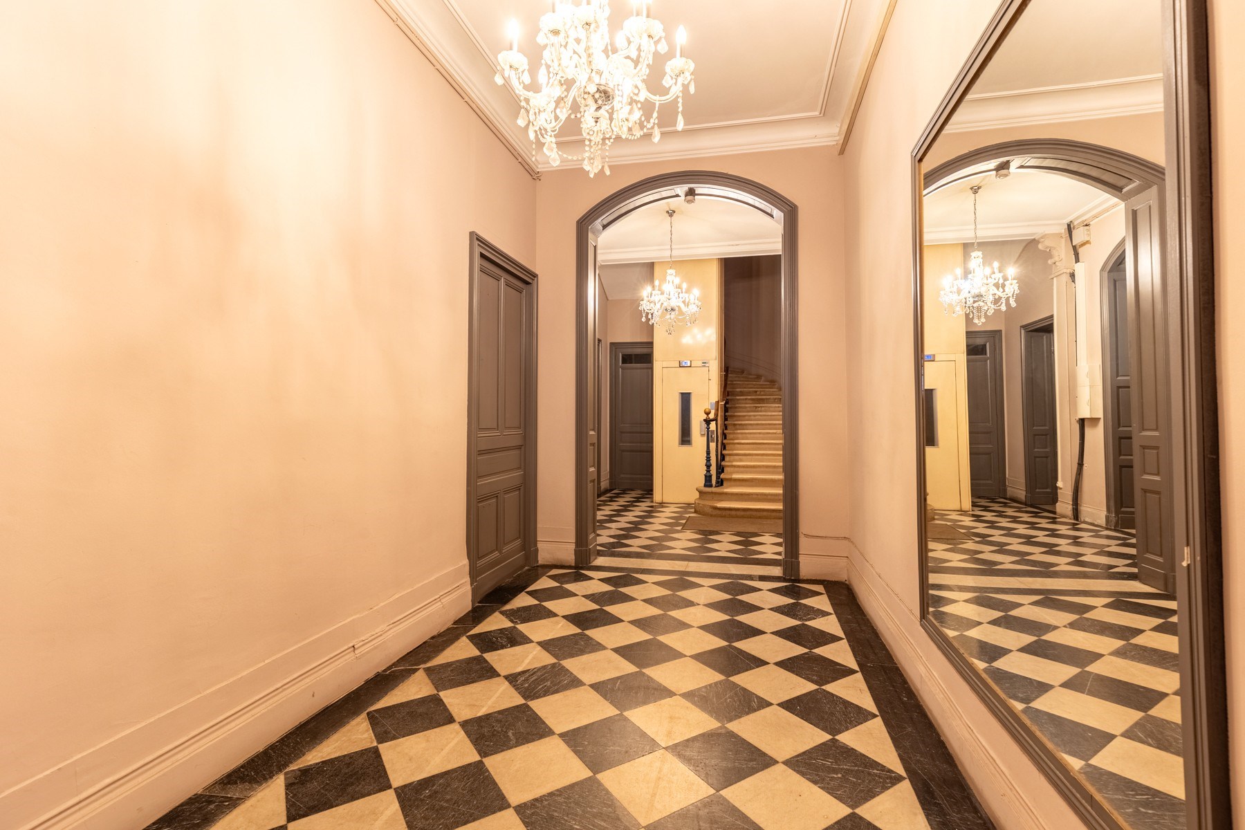  BORDEAUX – PUBLIC GARDEN – CHARMING APARTMENT – ELEVATOR - PARKING POSSIBILITY - 物件實景
