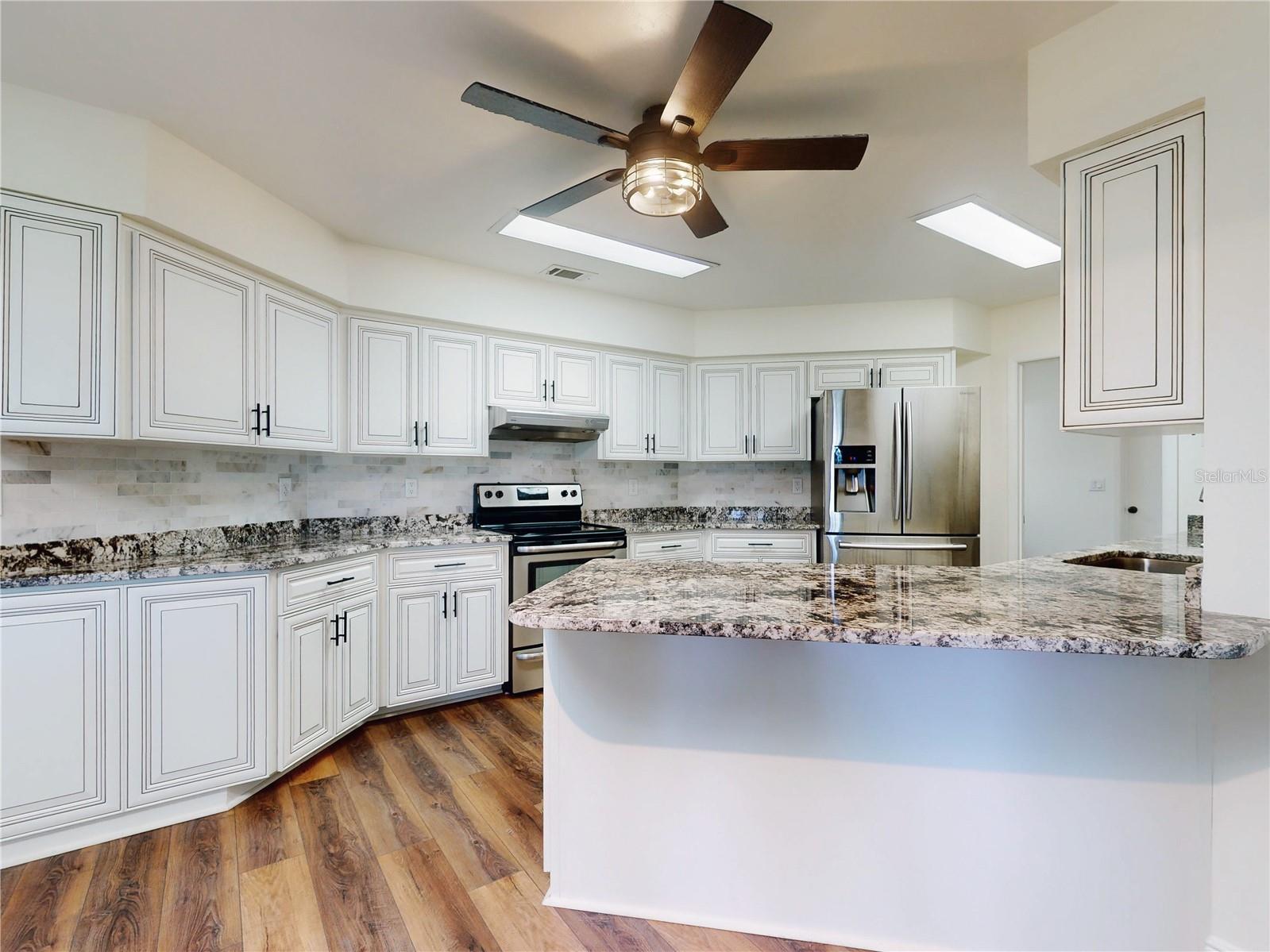 OCALA, Florida, 34482, United States, 3 Bedrooms Bedrooms, ,2 BathroomsBathrooms,Residential,For Sale,1766326