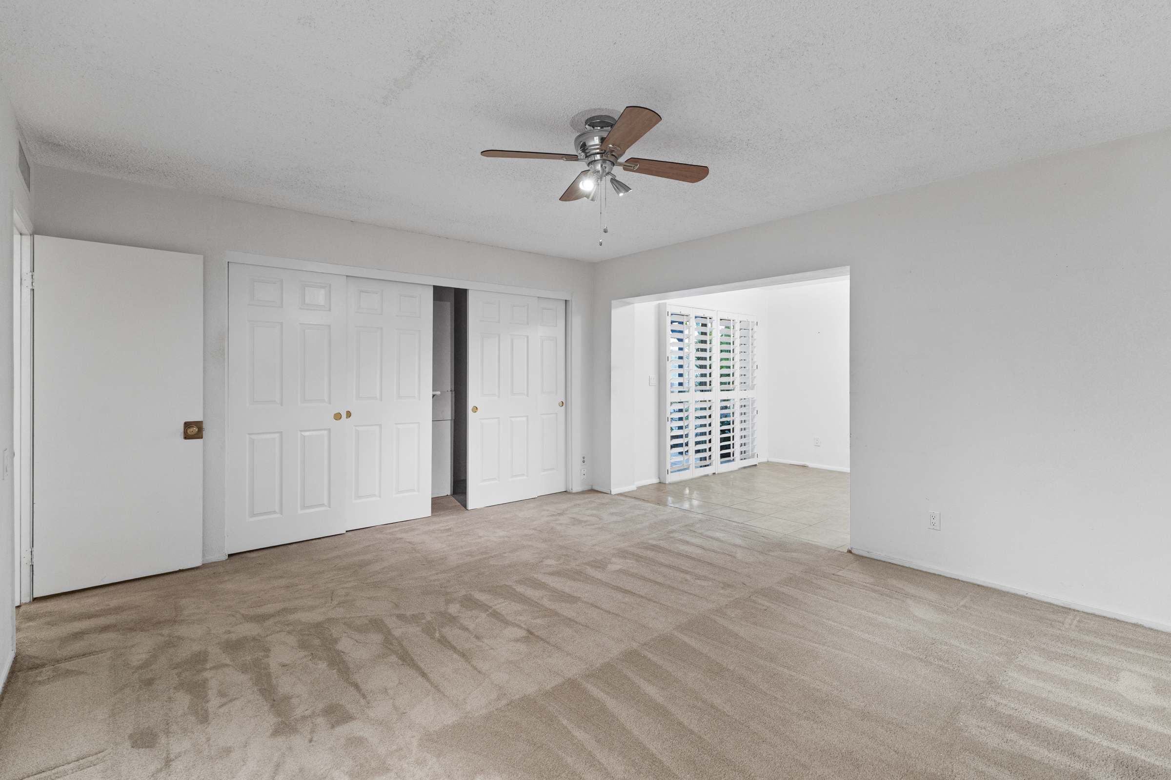 Tempe, Arizona, 85283, United States, 4 Bedrooms Bedrooms, ,3 BathroomsBathrooms,Residential,For Sale,1985738