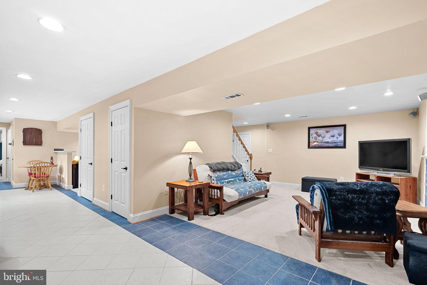 Waterford, Virginia, 20197, United States, 5 Bedrooms Bedrooms, ,4 BathroomsBathrooms,Residential,For Sale,1940957