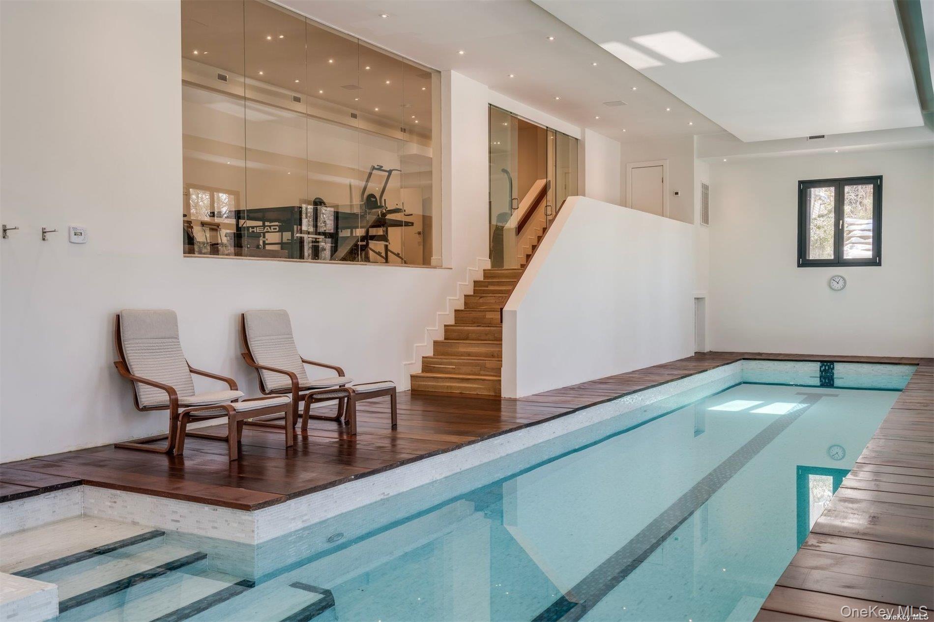  8 Frost Creek Dr, Locust Valley, NY, 11560 - 物件實景