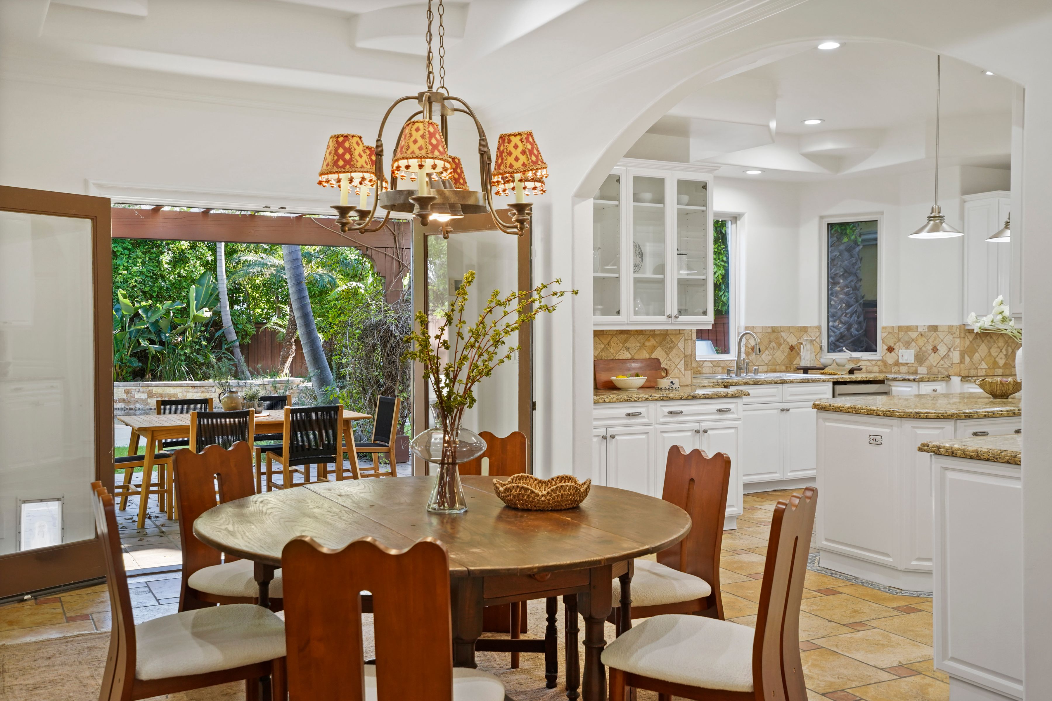  13164 Magnolia Boulevard - 物件實景