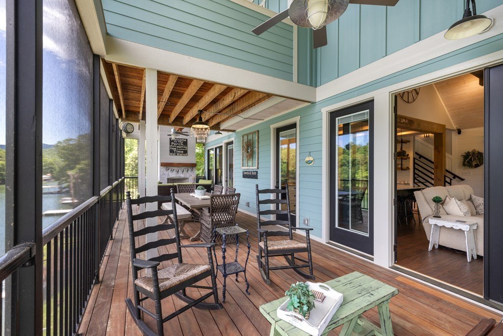 Hayesville, North Carolina, 28904, United States, 3 Bedrooms Bedrooms, ,4 BathroomsBathrooms,Residential,For Sale,1831924