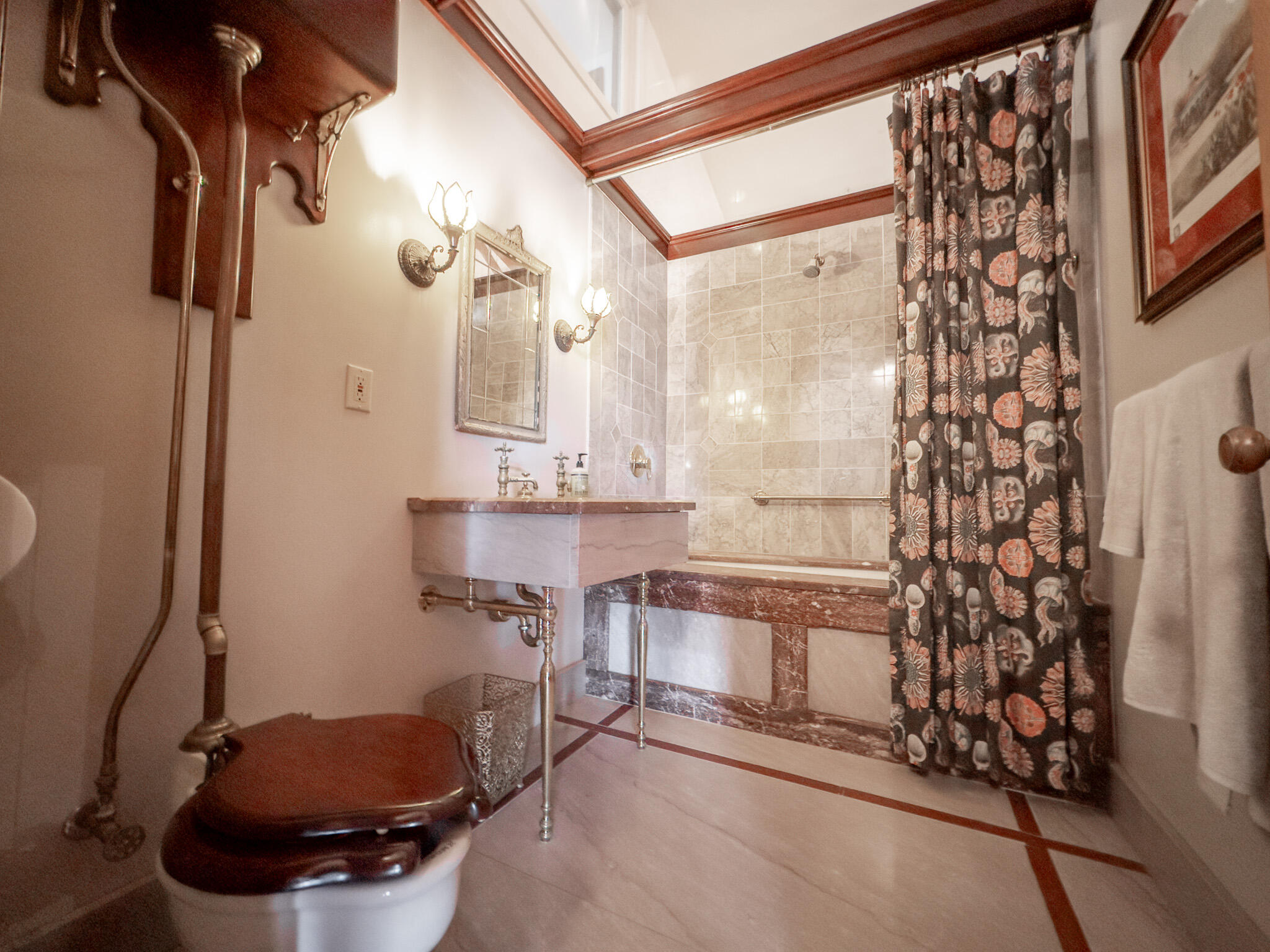 Latonia, Kentucky, 41015, United States, 3 Bedrooms Bedrooms, ,5 BathroomsBathrooms,Residential,For Sale,1940683