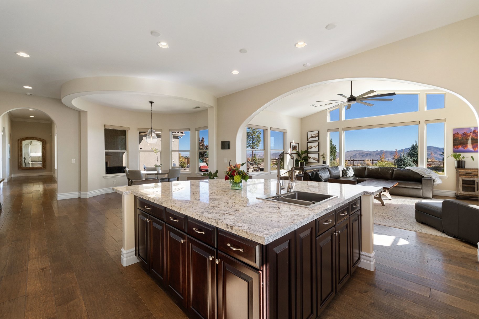  A Monte Vista Masterpiece  Panoramic Views, Exceptional Living - 物件實景