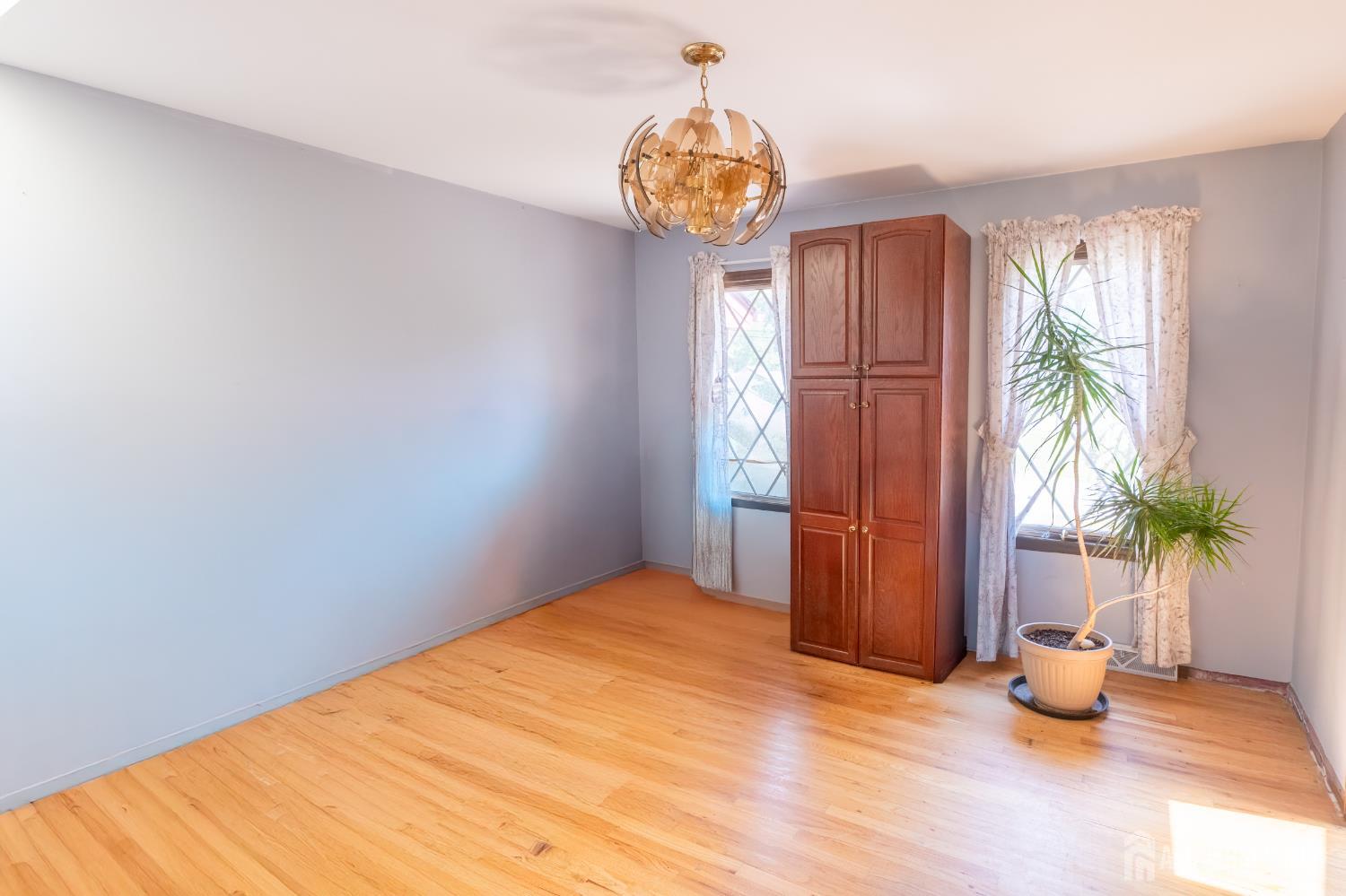 Monroe, New Jersey, 08831, United States, 6 Bedrooms Bedrooms, ,4 BathroomsBathrooms,Residential,For Sale,1916788