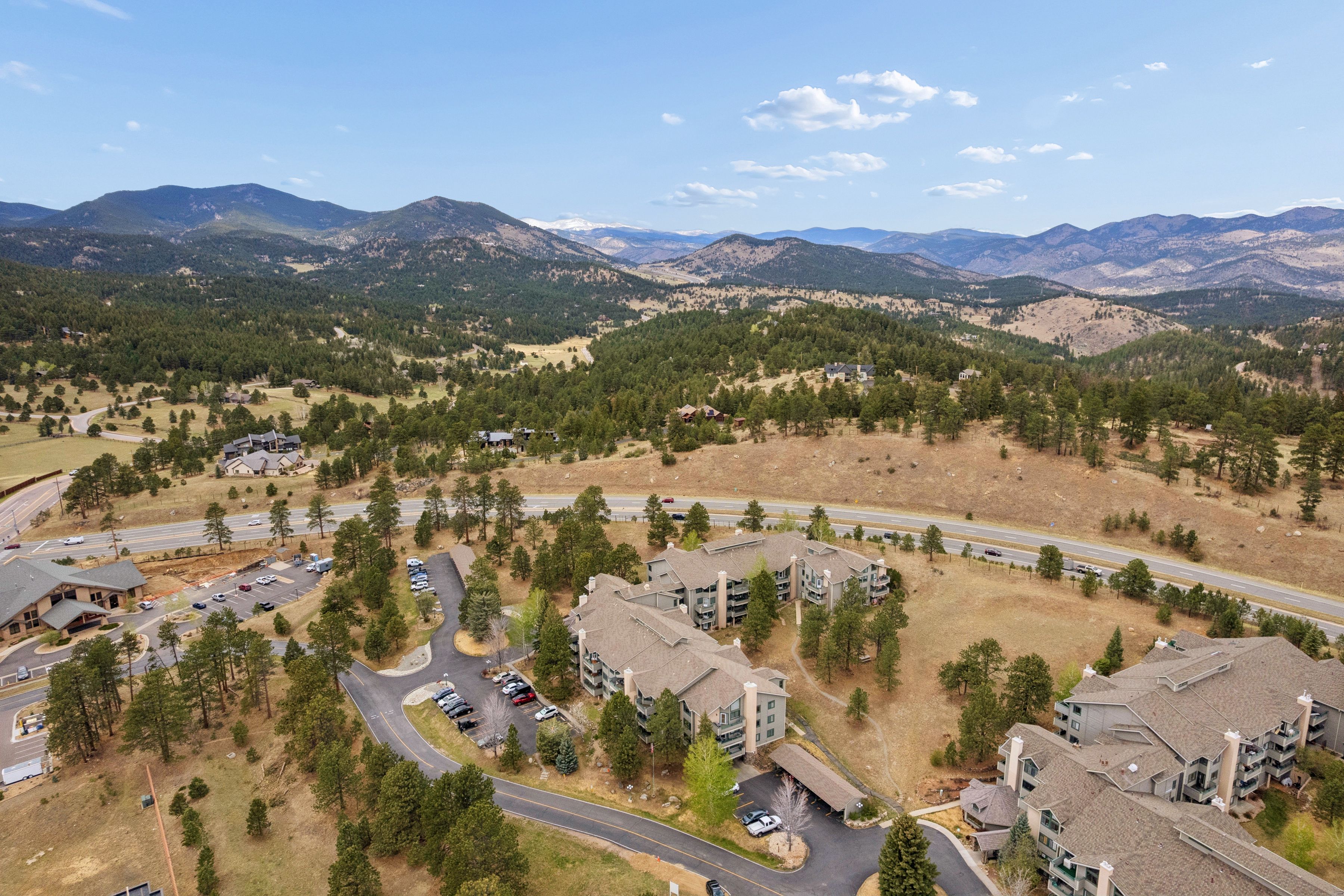  Effortless Mountain Living - 物件實景
