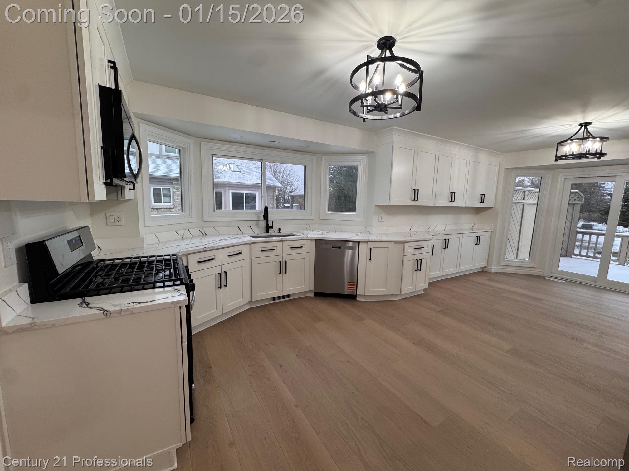 SterlingHeights, Michigan, 48310, United States, 3 Bedrooms Bedrooms, ,3 BathroomsBathrooms,Residential,For Sale,2010061