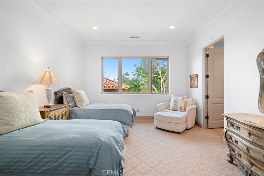 Rancho Santa Fe, California, 92067, United States, 5 Bedrooms Bedrooms, ,6 BathroomsBathrooms,Residential,For Sale,1989068