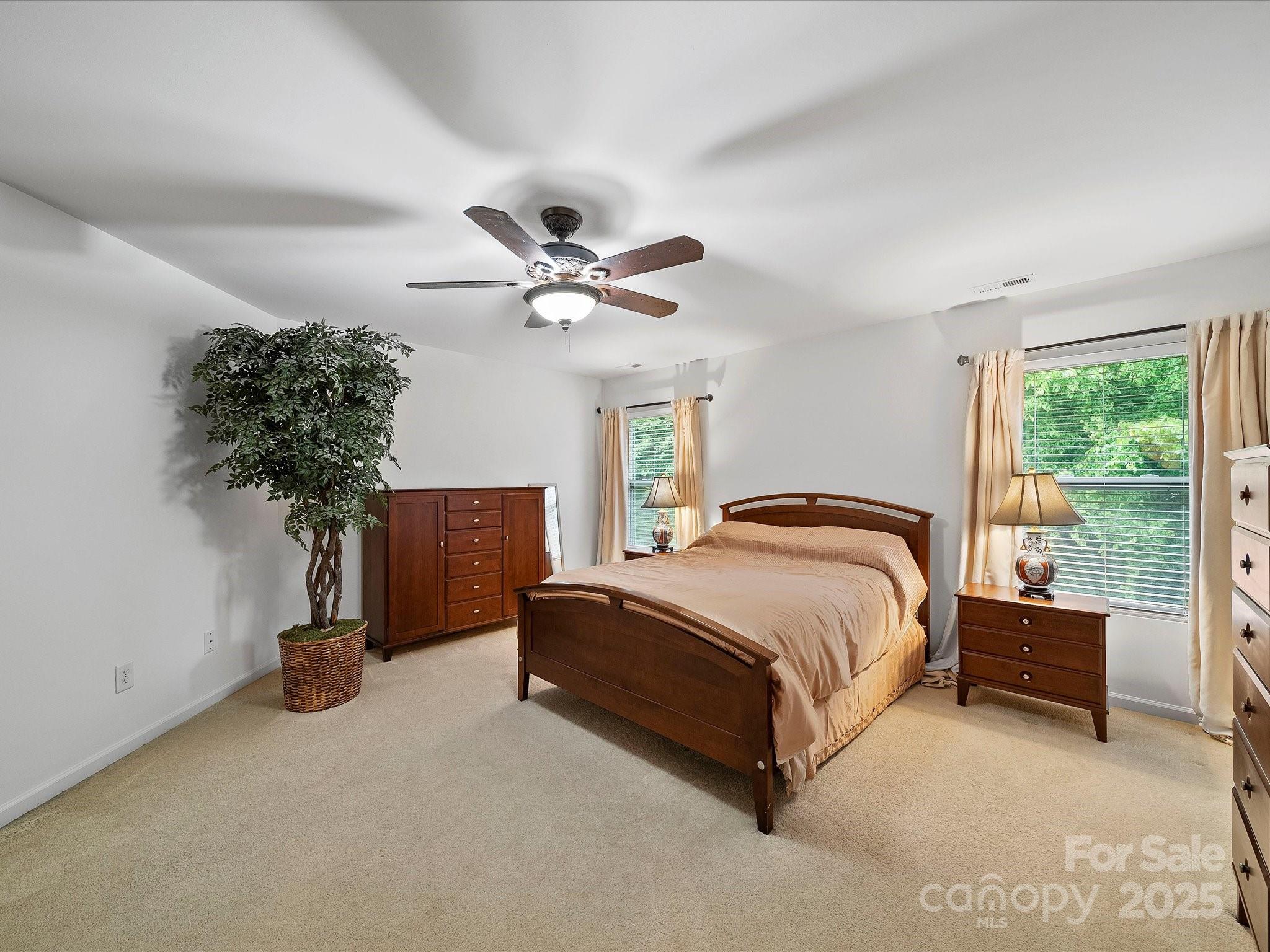Matthews, North Carolina, 28105, United States, 4 Bedrooms Bedrooms, ,3 BathroomsBathrooms,Residential,For Sale,1865388