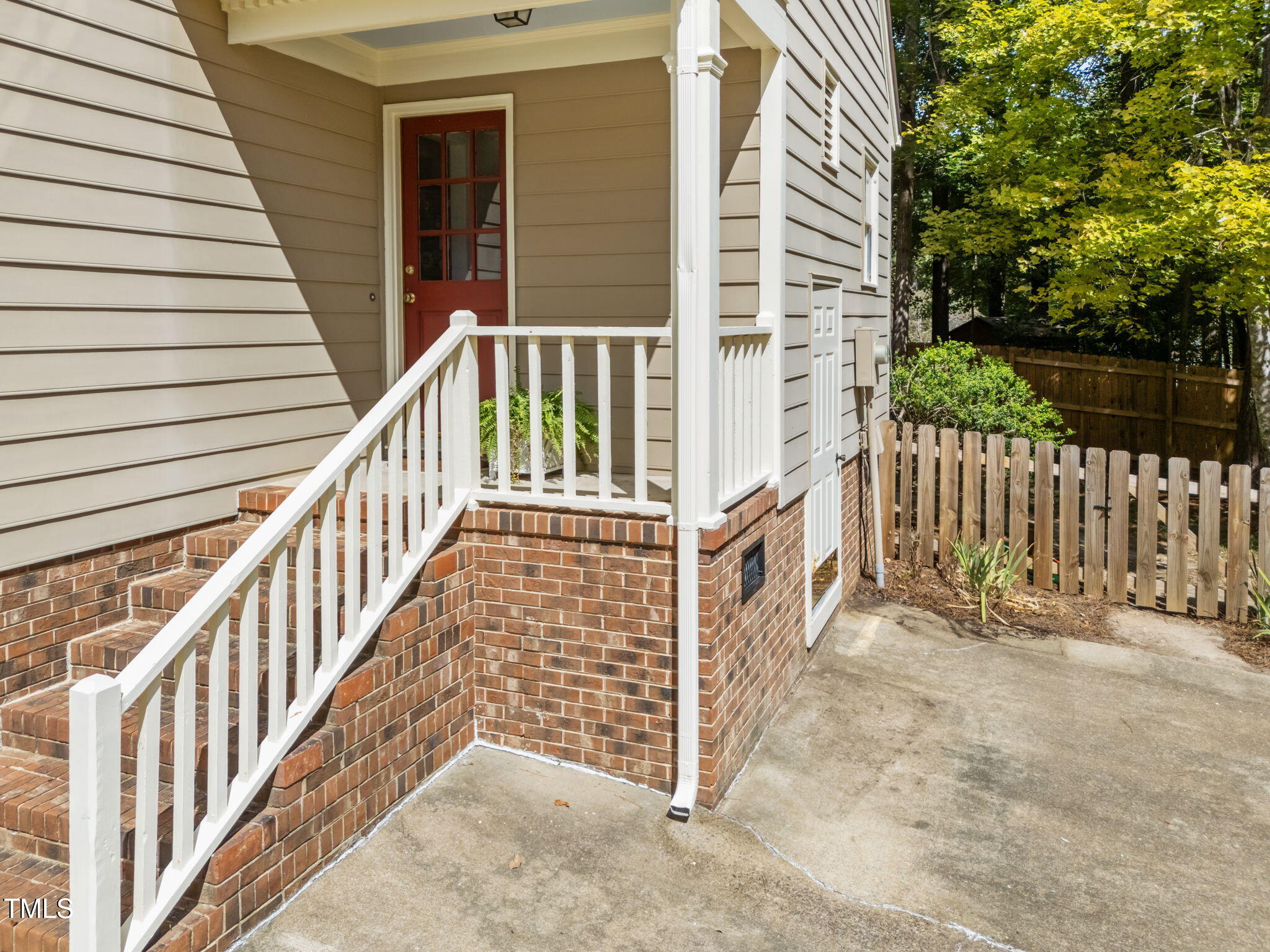 Raleigh, North Carolina, 27615, United States, 3 Bedrooms Bedrooms, ,3 BathroomsBathrooms,Residential,For Sale,1939765