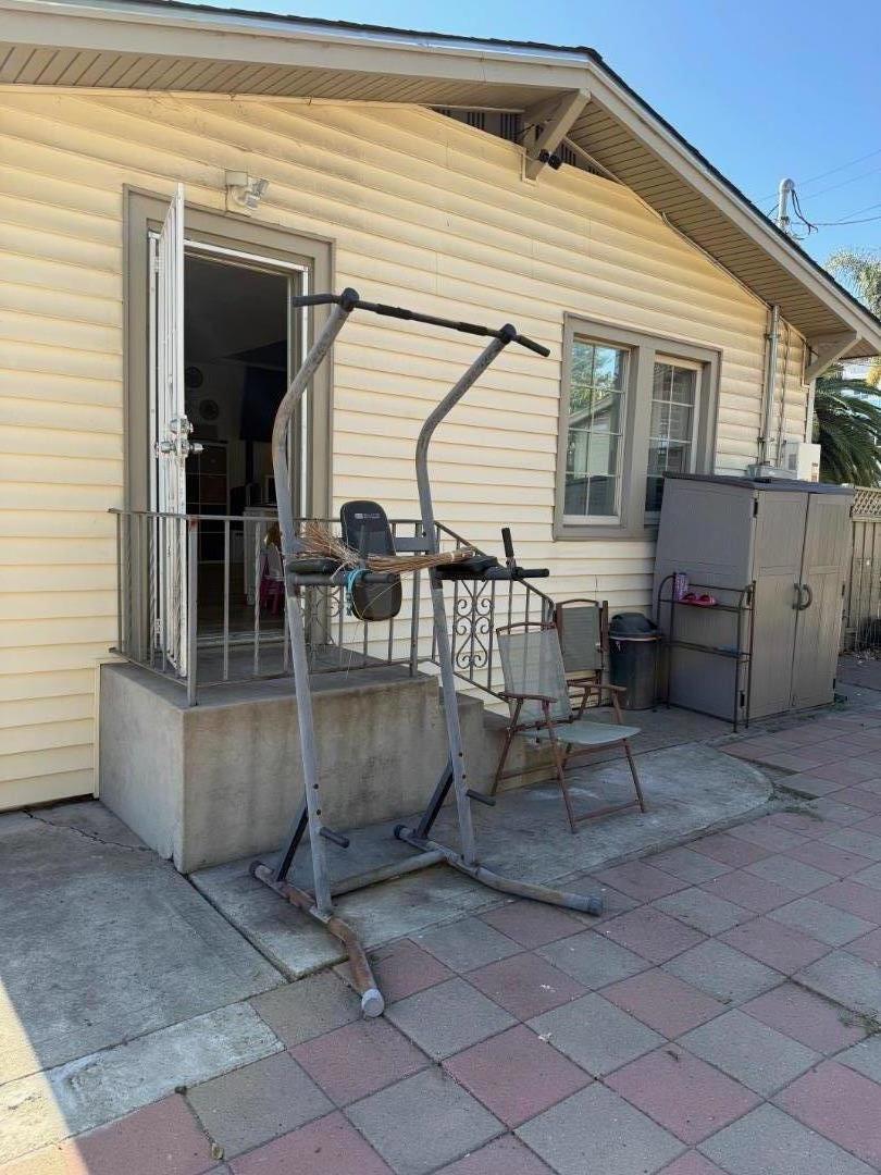 Hayward, California, 94541, United States, 2 Bedrooms Bedrooms, ,1 BathroomBathrooms,Residential,For Sale,1944993