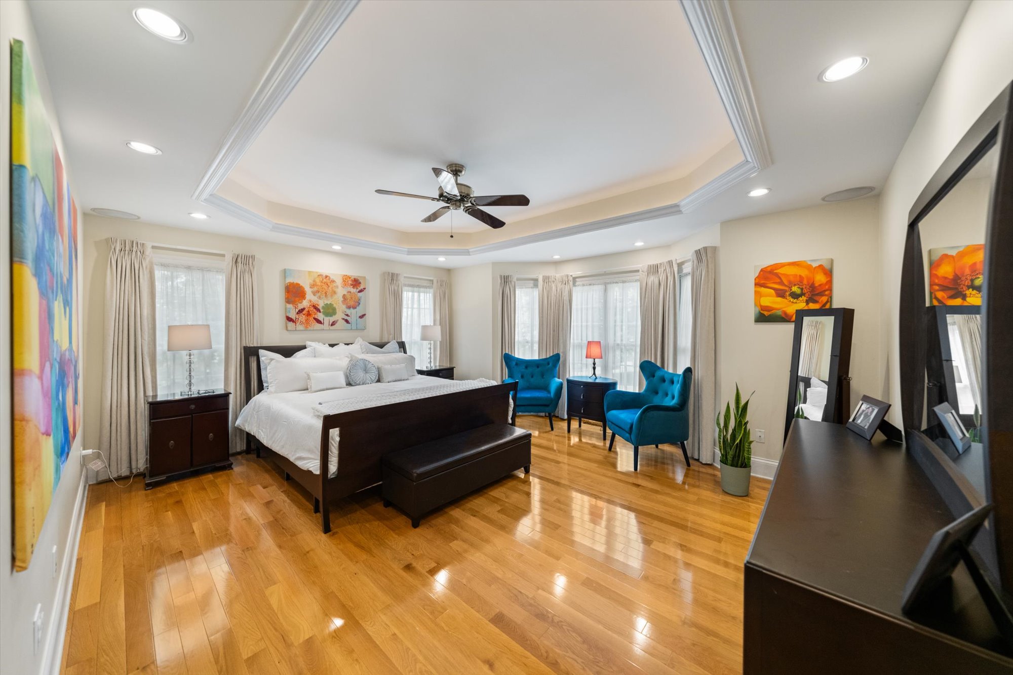 Sevierville, Tennessee, 37876-5201, United States, 3 Bedrooms Bedrooms, ,4 BathroomsBathrooms,Residential,For Sale,1810595