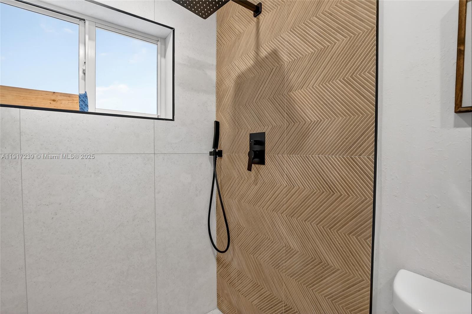 Miami Gardens, Florida, 33056, United States, 3 Bedrooms Bedrooms, ,2 BathroomsBathrooms,Residential,For Sale,1995536