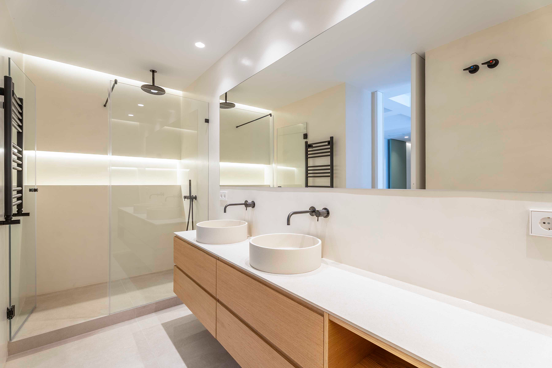  Renovated flat with 3 bedrooms in Malasaña neighborhood, Madrid - 物件實景