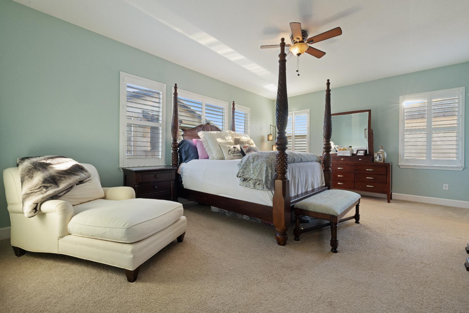 Oakdale, California, 95361, United States, 4 Bedrooms Bedrooms, ,4 BathroomsBathrooms,Residential,For Sale,2011319