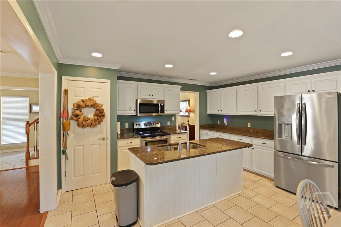 Savannah, Georgia, 31410, United States, 4 Bedrooms Bedrooms, ,3 BathroomsBathrooms,Residential,For Sale,1847240