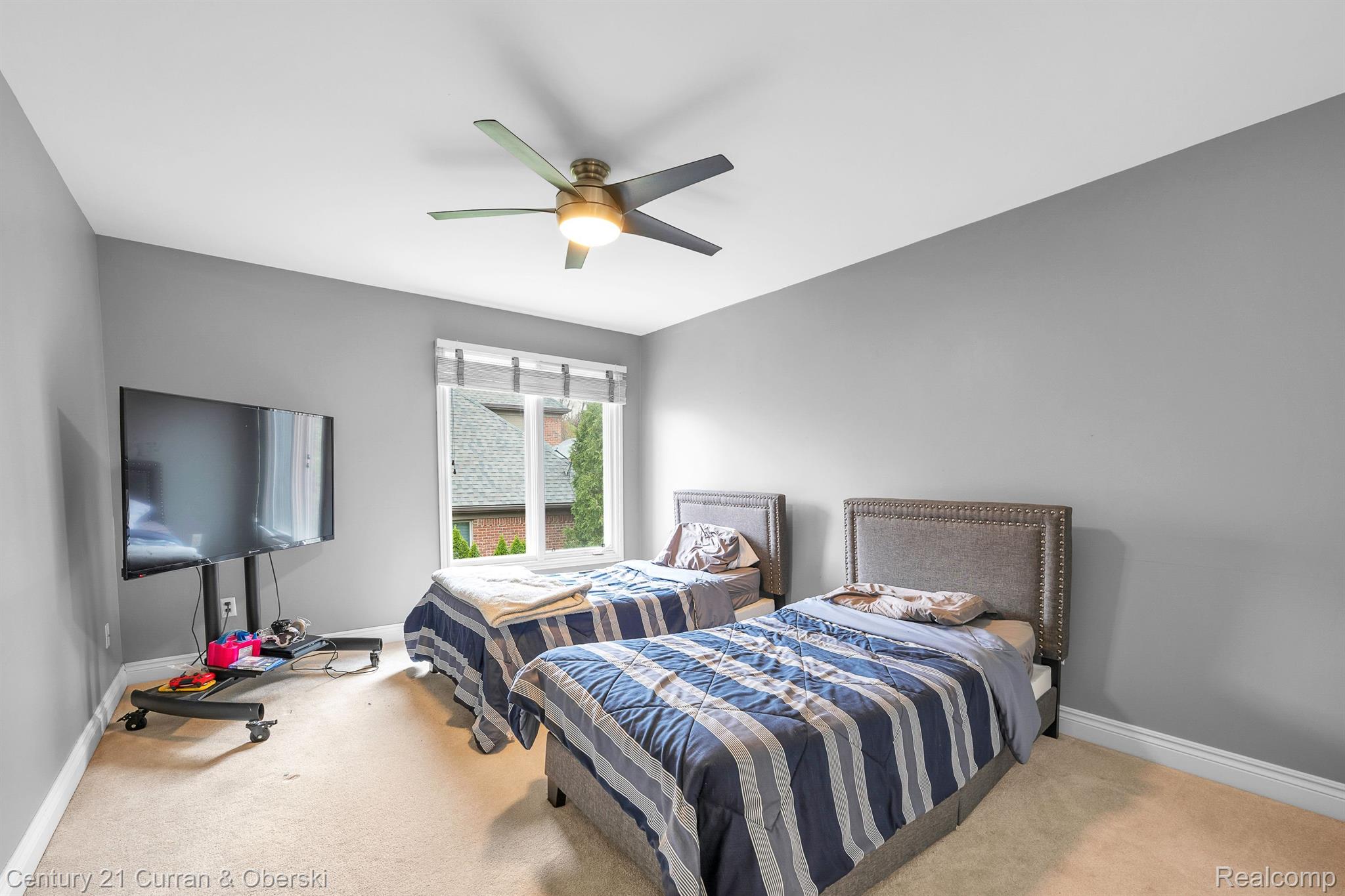 Northville Township, Michigan, 48168, United States, 6 Bedrooms Bedrooms, ,6 BathroomsBathrooms,Residential,For Sale,1976902