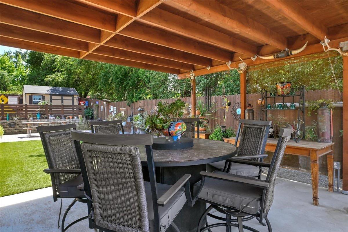 Orangevale, California, 95662, United States, 4 Bedrooms Bedrooms, ,2 BathroomsBathrooms,Residential,For Sale,1795396