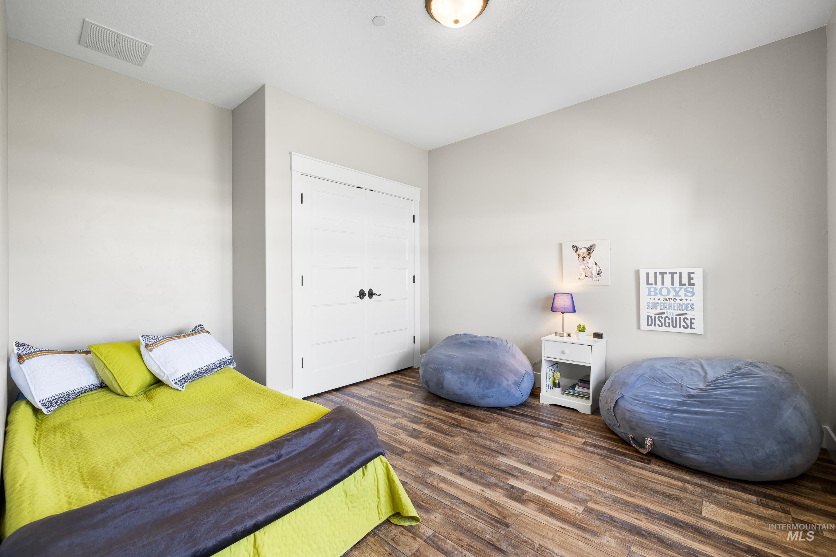 Nampa, Idaho, 83686, United States, 5 Bedrooms Bedrooms, ,Residential,For Sale,1989530