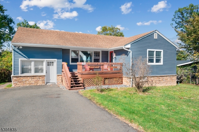 Lincoln Park Boro, New Jersey, 07035, United States, 4 Bedrooms Bedrooms, ,3 BathroomsBathrooms,Residential,For Sale,1991719