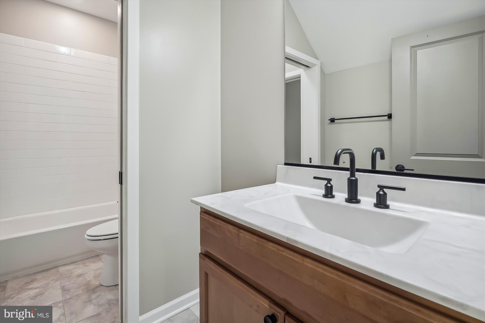 Rixeyville, Virginia, 22737, United States, 4 Bedrooms Bedrooms, ,4 BathroomsBathrooms,Residential,For Sale,1978890