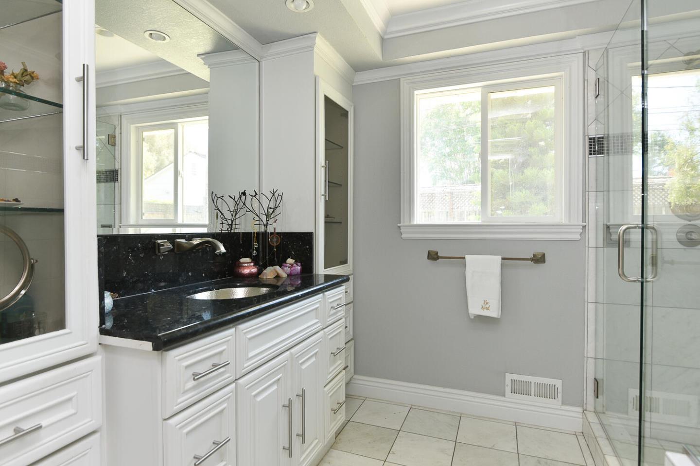 San Jose - Willow Glen, California, 95125, United States, 3 Bedrooms Bedrooms, ,2 BathroomsBathrooms,Residential,For Sale,1740132