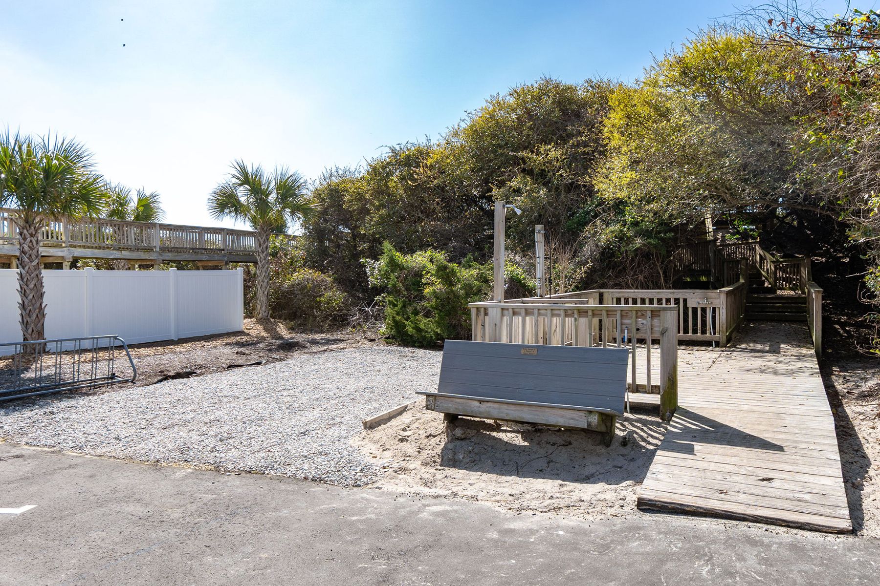  428 Holly Street, Emerald Isle, NC 28594 - 物件實景