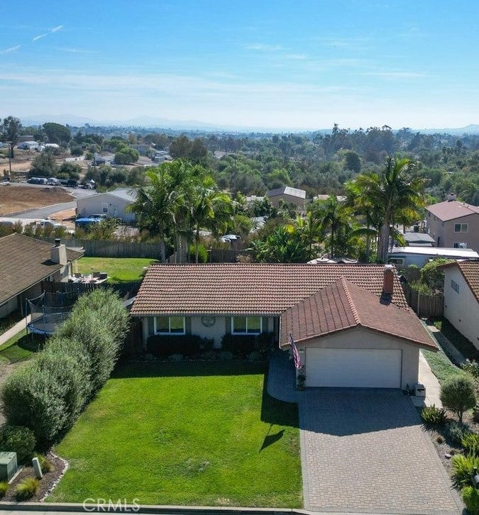 Fallbrook, California, 92028, United States, 3 Bedrooms Bedrooms, ,2 BathroomsBathrooms,Residential,For Sale,1988151