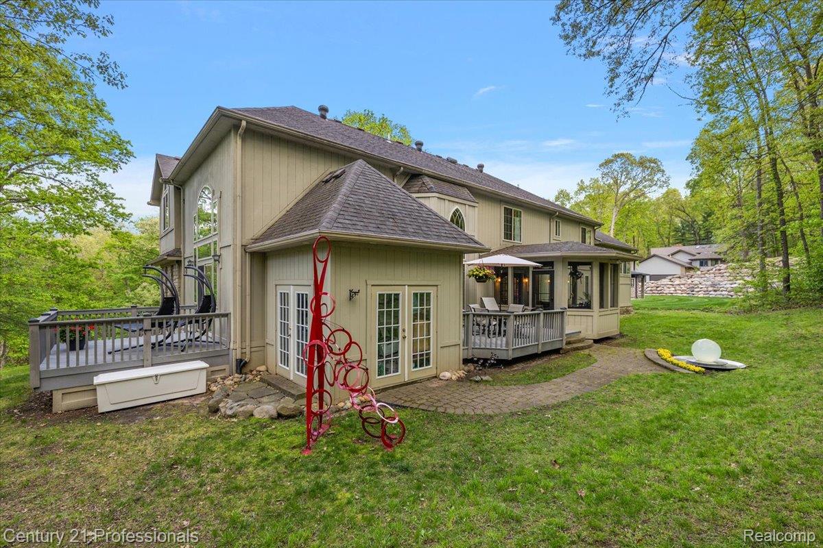 Clarkston, Michigan, 48346, United States, 4 Bedrooms Bedrooms, ,7 BathroomsBathrooms,Residential,For Sale,2048841