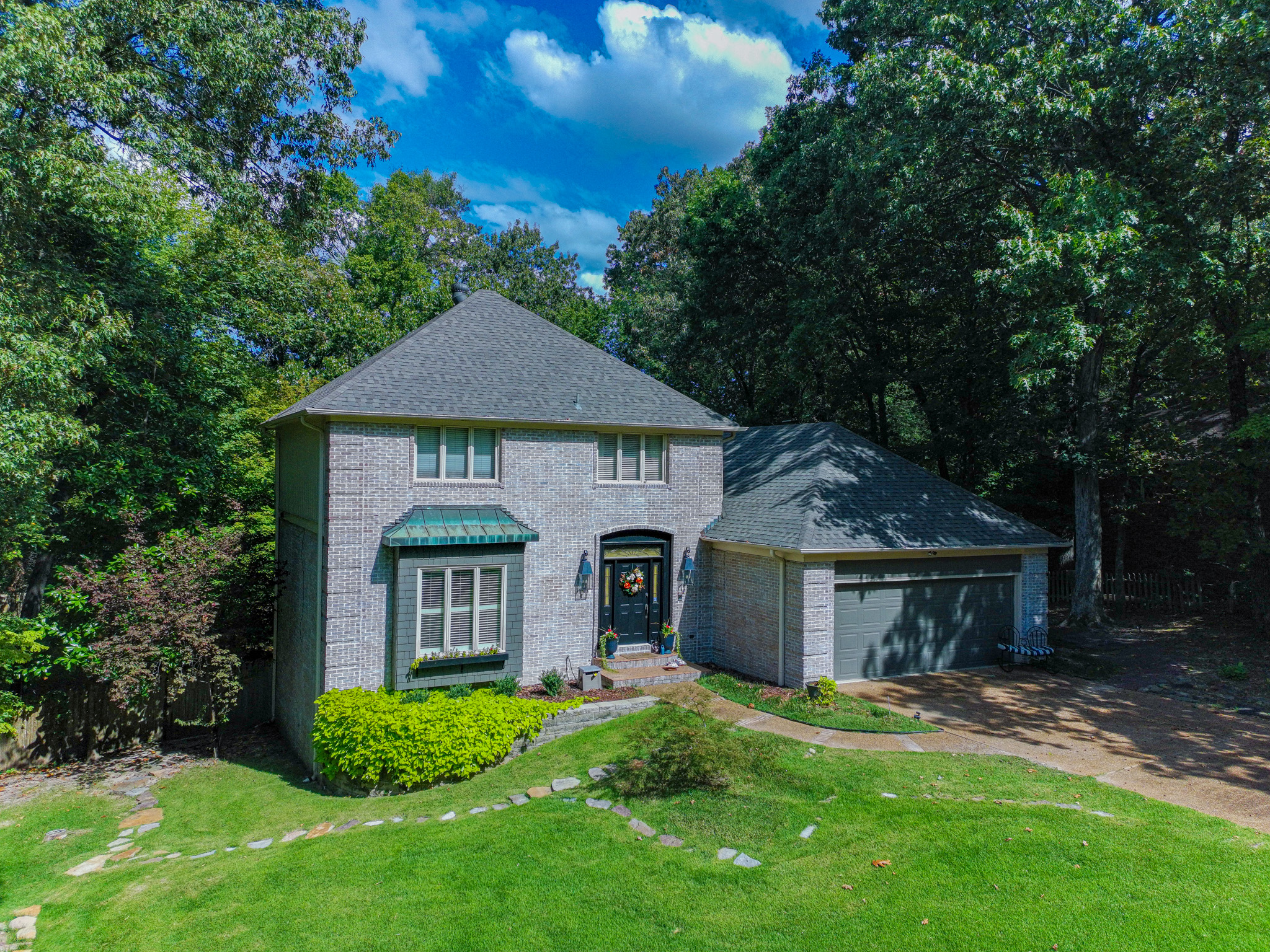 Jonesboro, Arkansas, 72401, United States, 4 Bedrooms Bedrooms, ,4 BathroomsBathrooms,Residential,For Sale,1961843