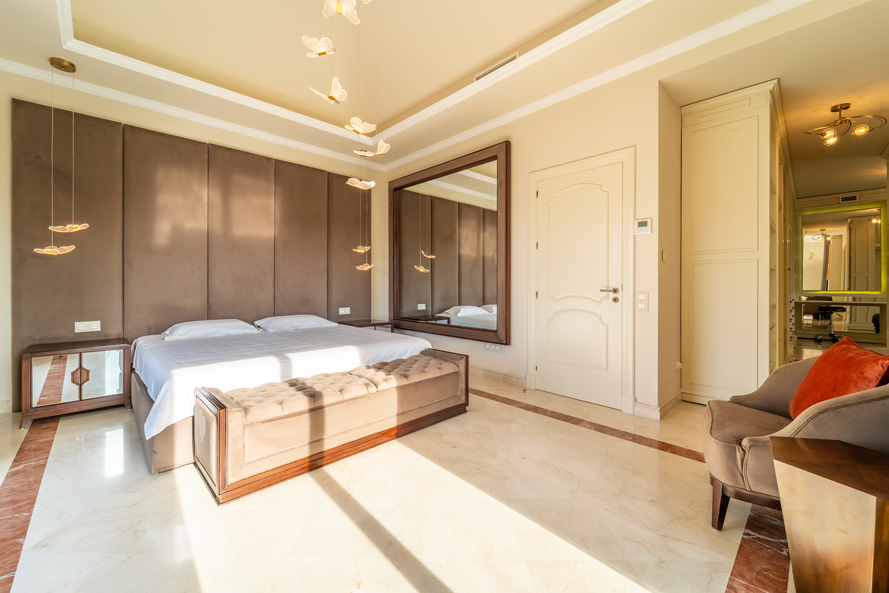  Villa with independent apartment in Nueva Milla de Oro, Estepona - 物件實景