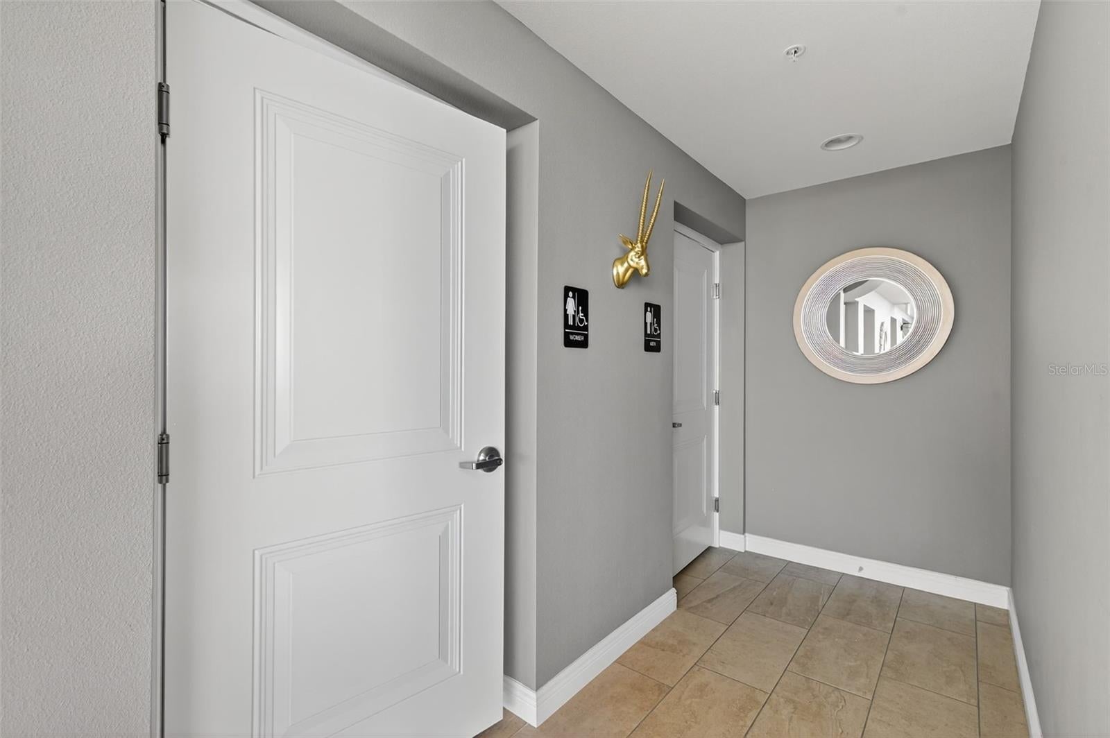 CLEARWATER BEACH, Florida, 33767, United States, 2 Bedrooms Bedrooms, ,2 BathroomsBathrooms,Residential,For Sale,1998949