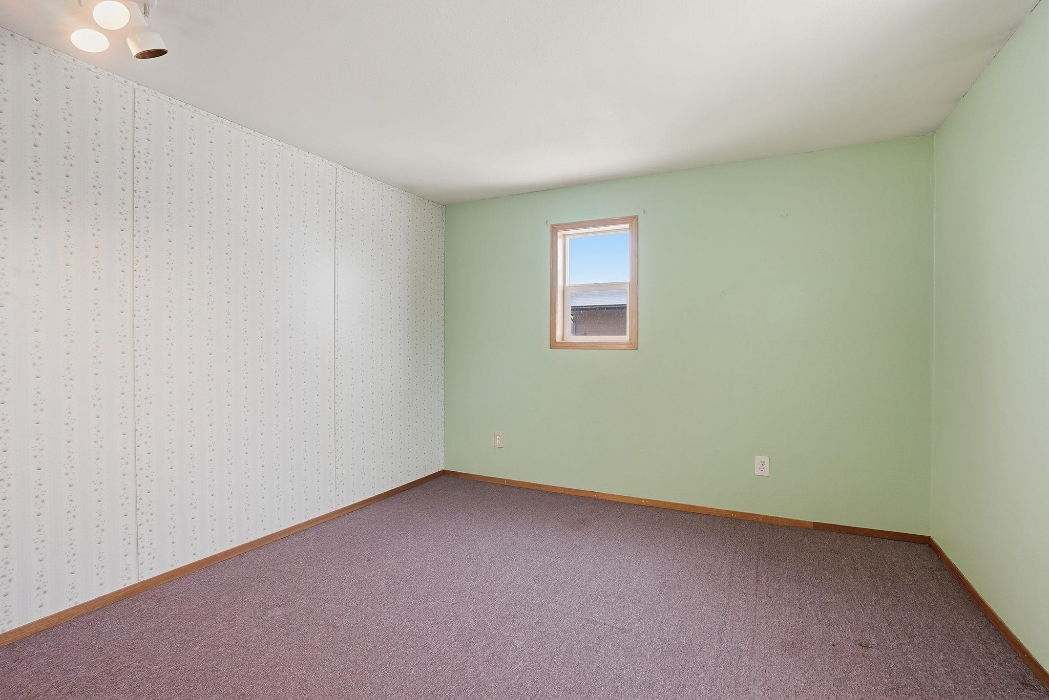 Greenacres, Washington, 99016, United States, 5 Bedrooms Bedrooms, ,2 BathroomsBathrooms,Residential,For Sale,2001748