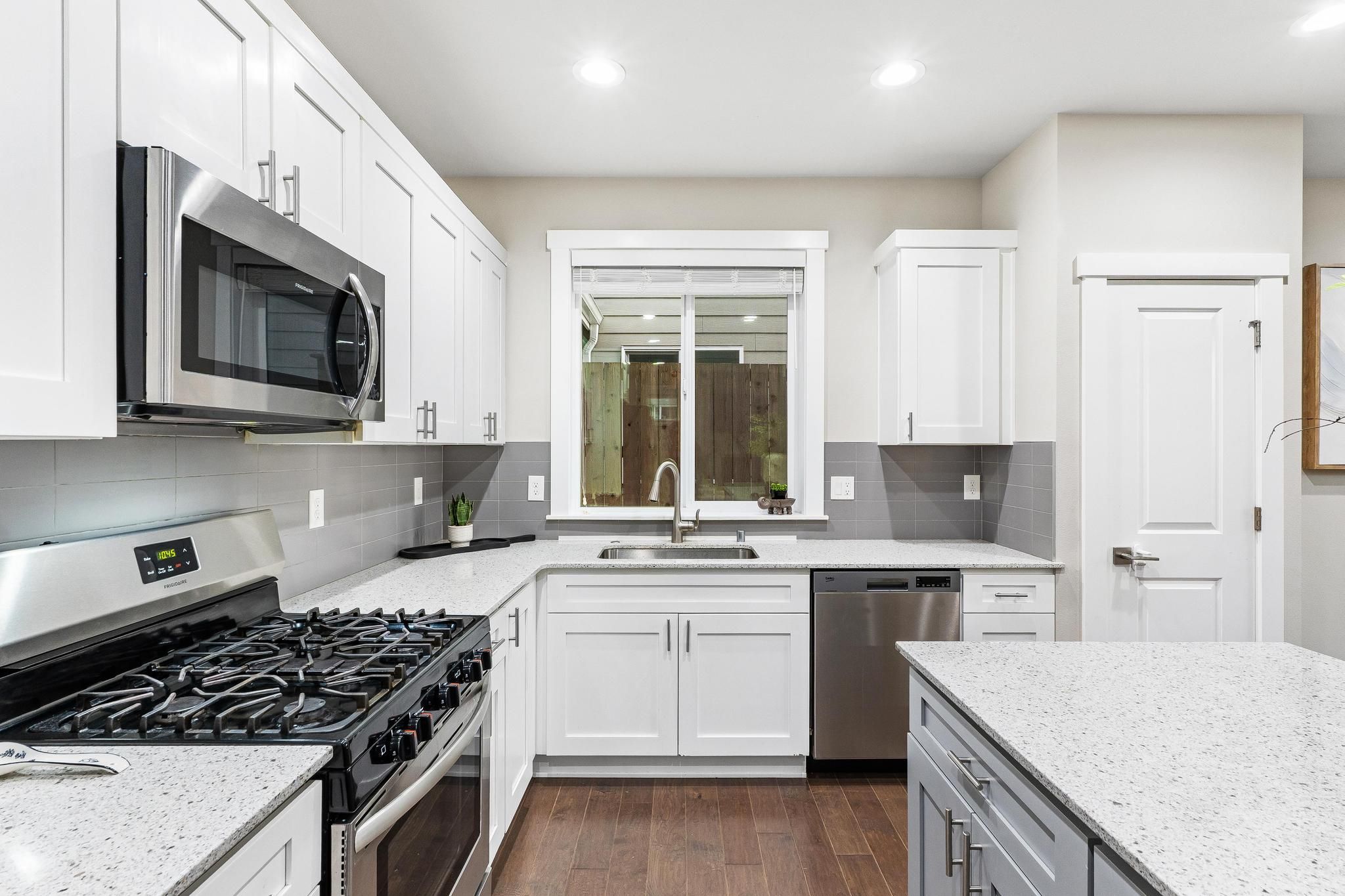  423 205th St SW, Lynnwood, WA 98036 - 物件實景