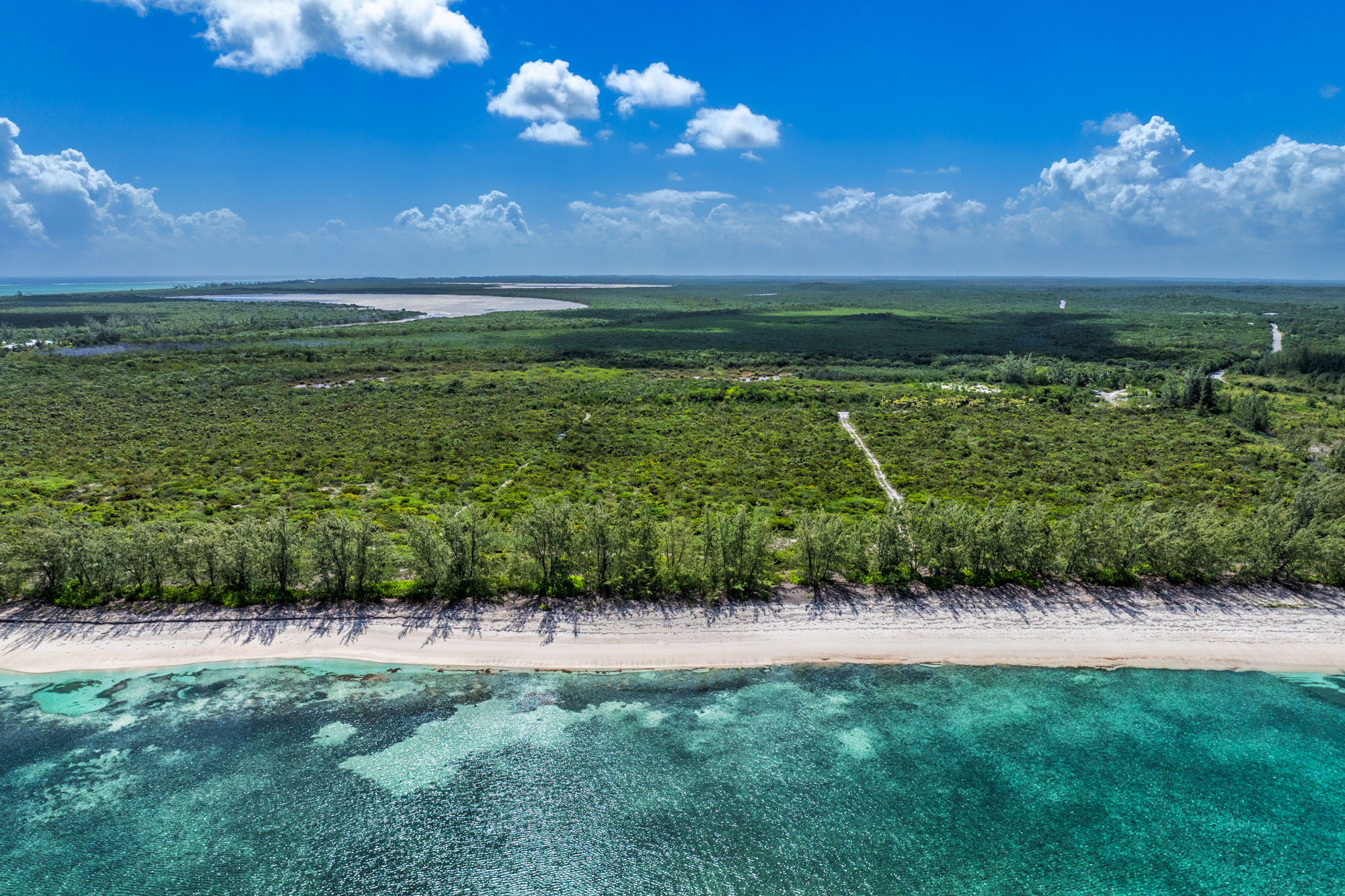  Beachfront Development Land On North Caicos - 22.83 Acres - 物件實景