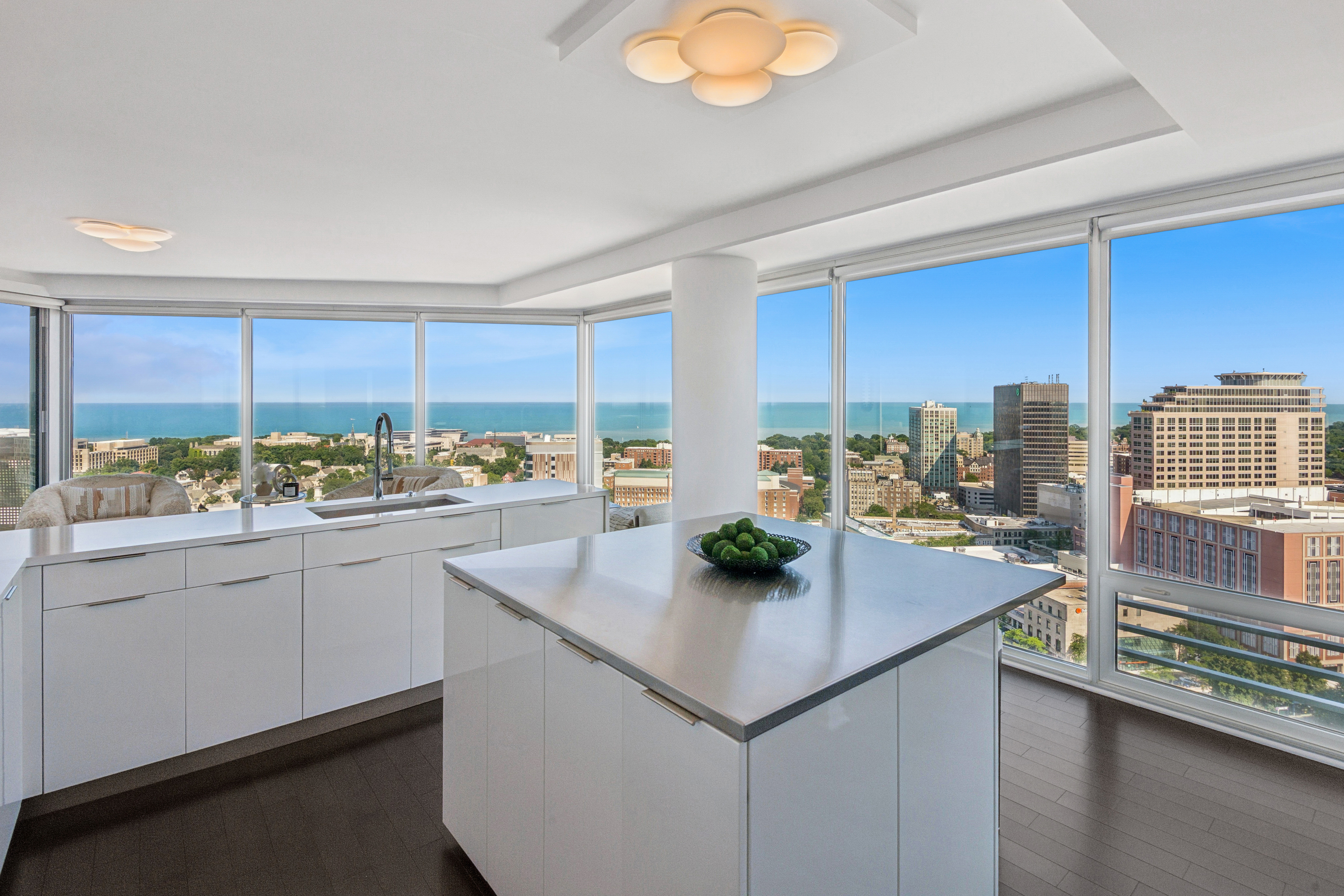  Reimagined Luxury Penthouse Designed by Award-winning Architect David Hovey - 物件實景