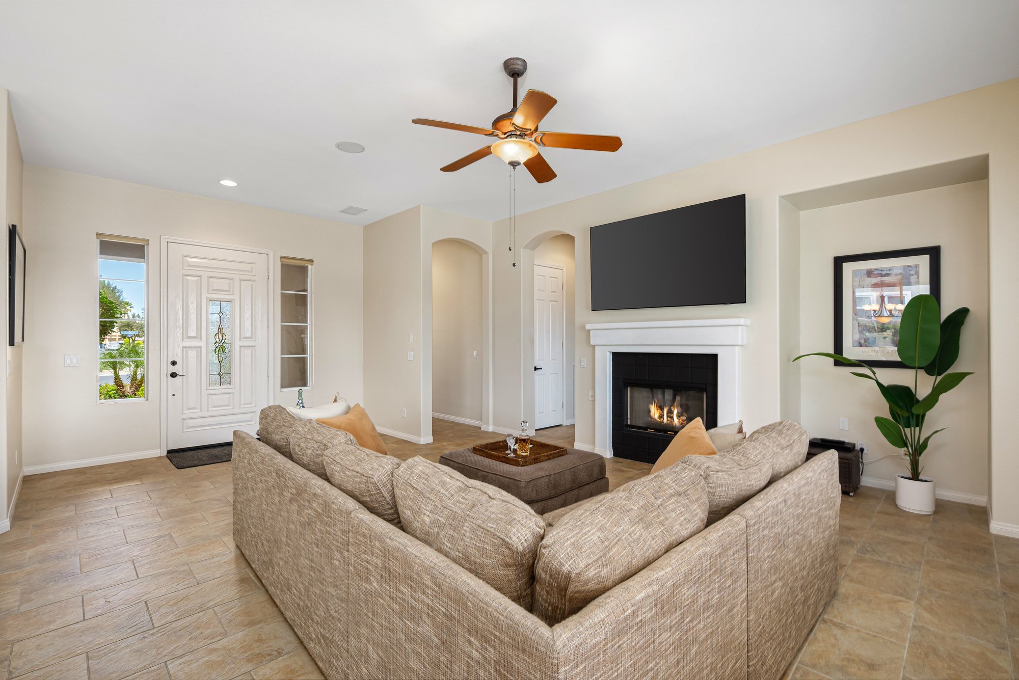  Sunshine, Fairways, Pool, and Mountain Views - 物件實景