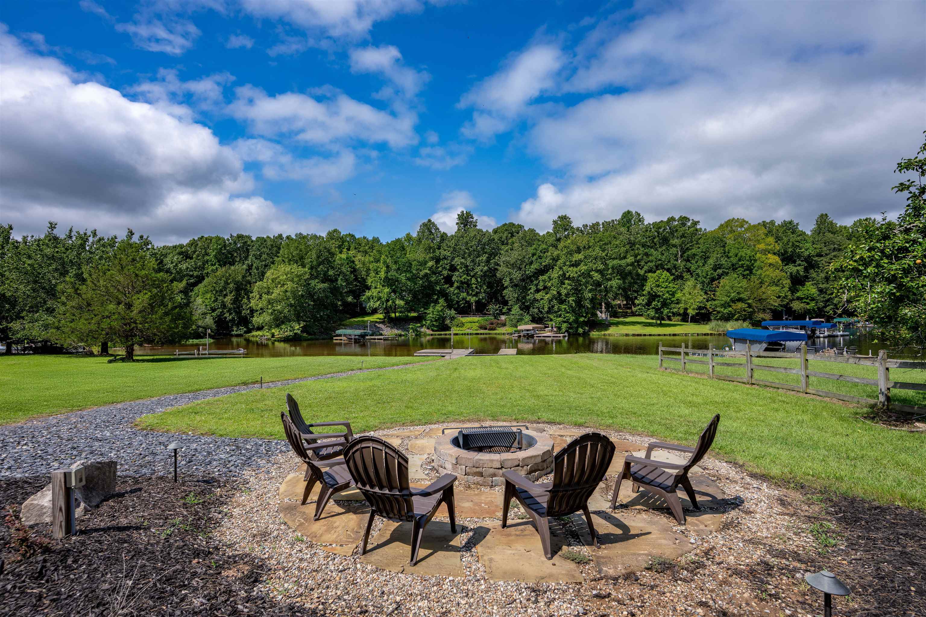 Eatonton, Georgia, 31024, United States, 4 Bedrooms Bedrooms, ,2 BathroomsBathrooms,Residential,For Sale,1911200