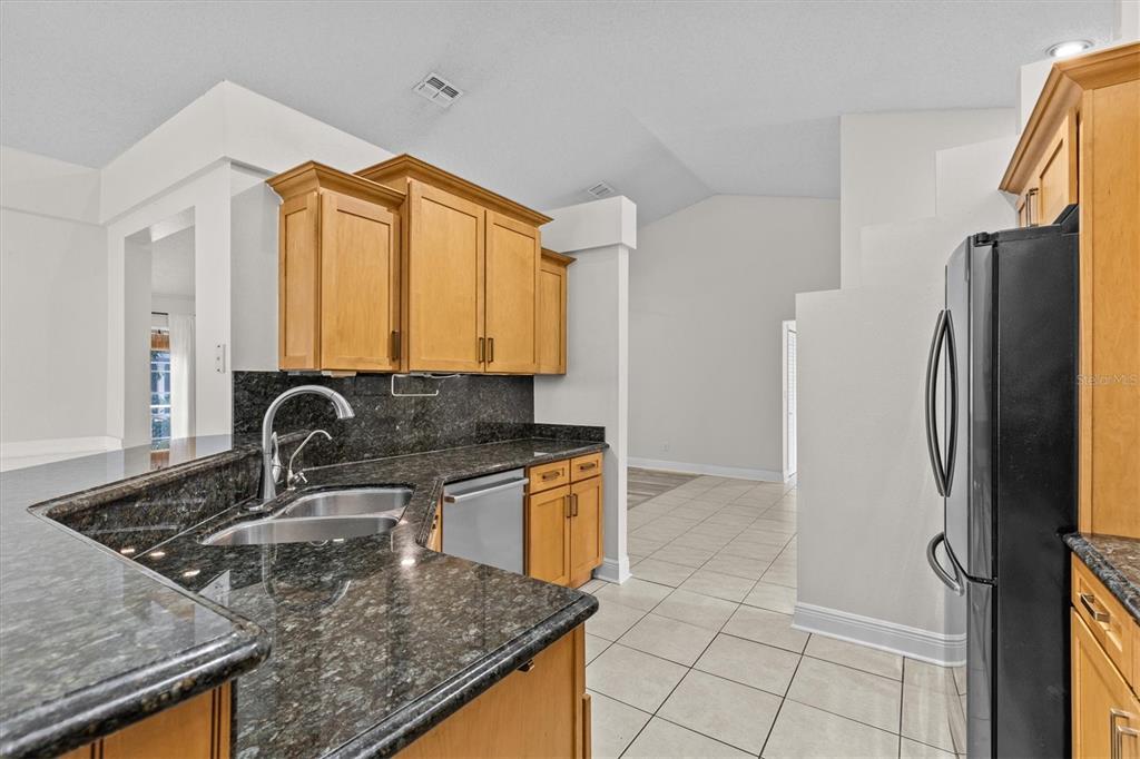 Tarpon Springs, Florida, 34689, United States, 4 Bedrooms Bedrooms, ,2 BathroomsBathrooms,Residential,For Sale,1920120