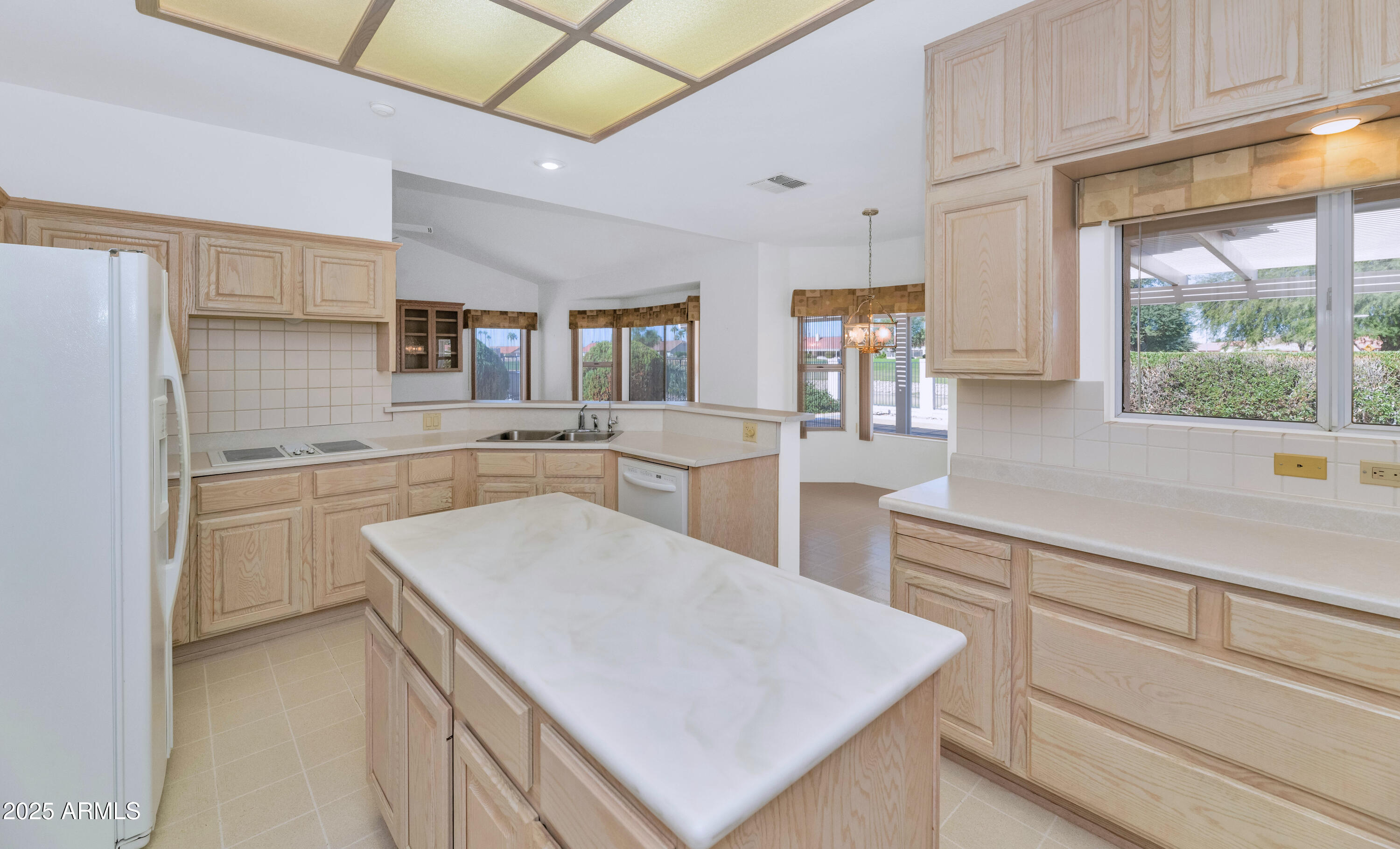 Sun City West, Arizona, 85375, United States, 3 Bedrooms Bedrooms, ,3 BathroomsBathrooms,Residential,For Sale,1989101