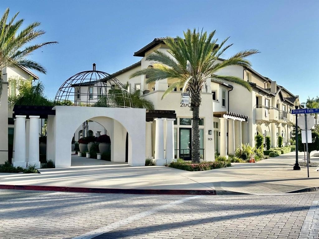 Chula Vista, California, 91915, United States, 3 Bedrooms Bedrooms, ,2 BathroomsBathrooms,Residential,For Sale,1892816