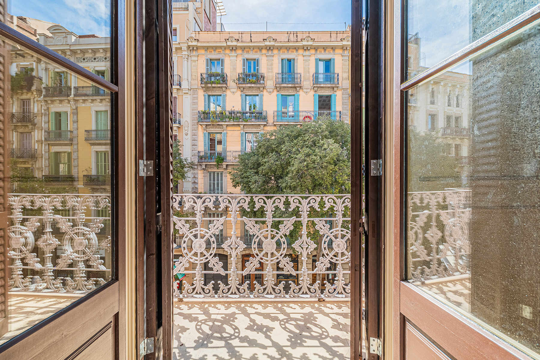  Extraordinary Modernist apartment with high ceilings - 物件實景