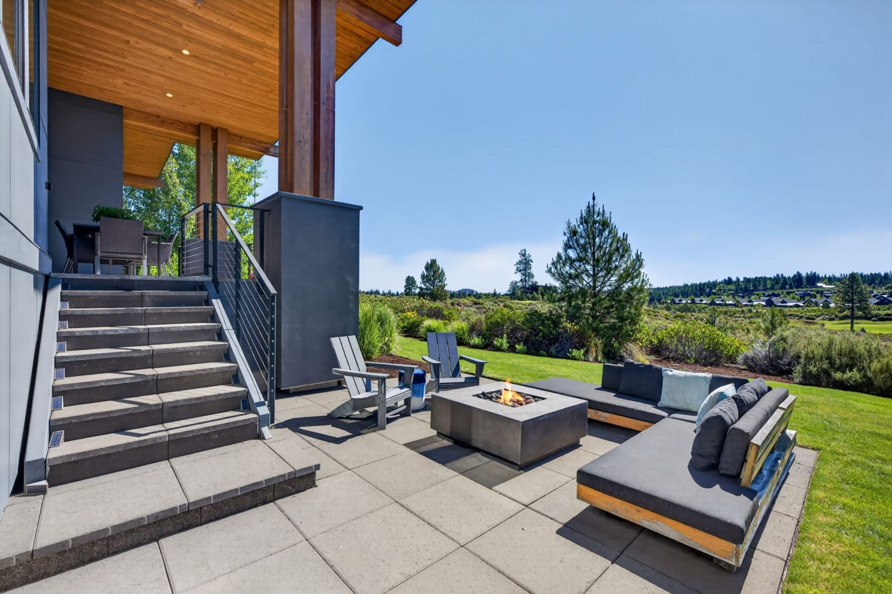  61404 SW Skene Trail Bend, OR 97702 - 物件實景