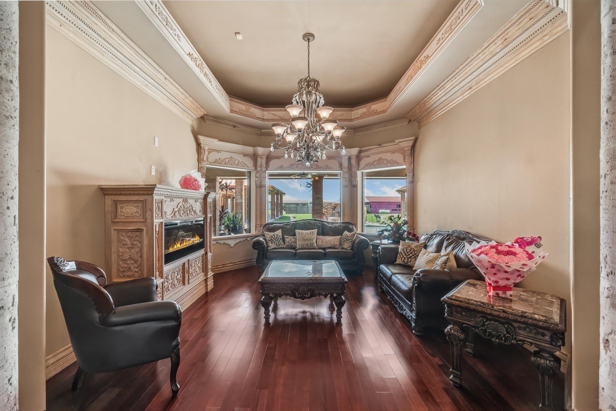 Kingsville, Texas, 78363, United States, 5 Bedrooms Bedrooms, ,6 BathroomsBathrooms,Residential,For Sale,1925551