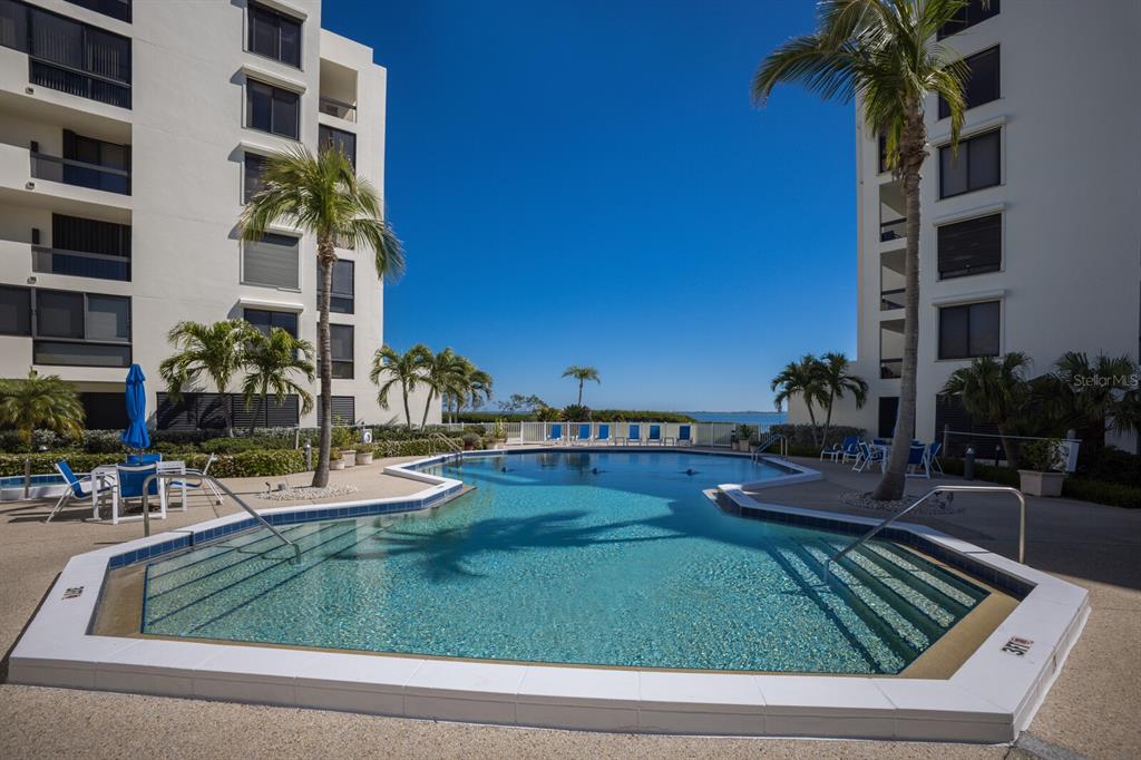 Longboat Key, Florida, 34228, United States, 2 Bedrooms Bedrooms, ,3 BathroomsBathrooms,Residential,For Sale,1743493
