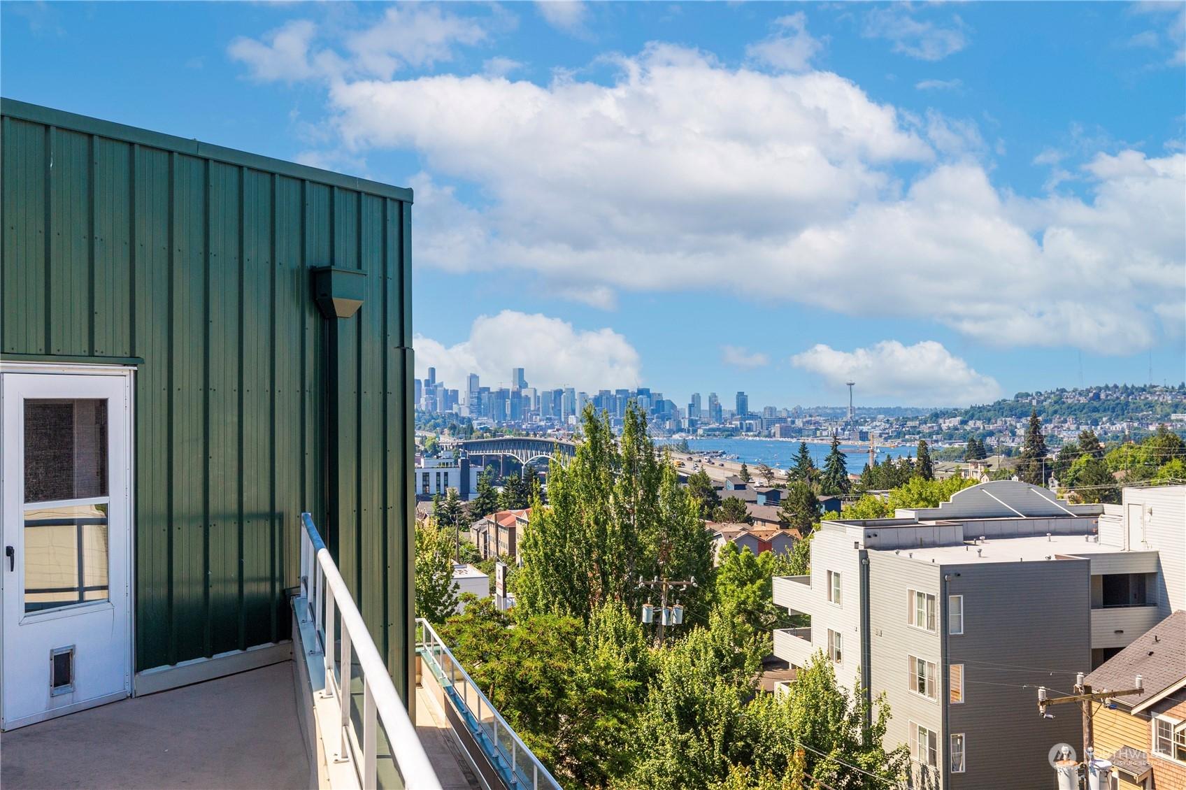 SEATTLE, Washington, 98105, United States, 3 Bedrooms Bedrooms, ,2 BathroomsBathrooms,Residential,For Sale,1700218