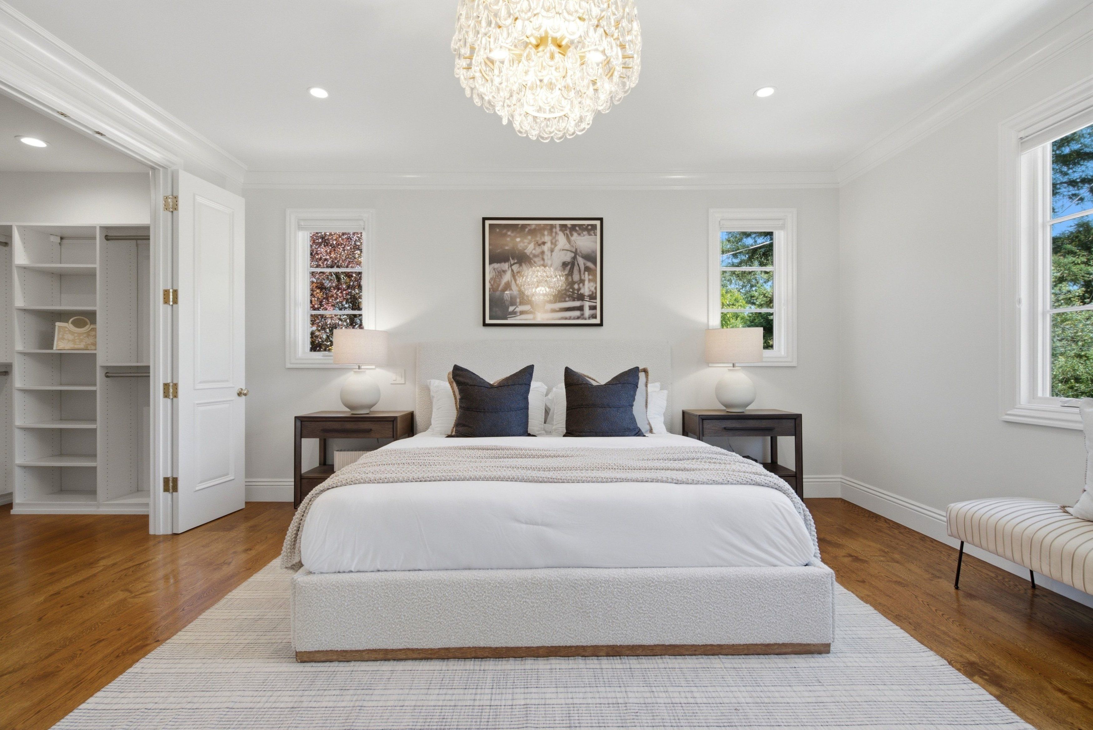  Beautifully Remodeled with Designer Finishes - 物件實景