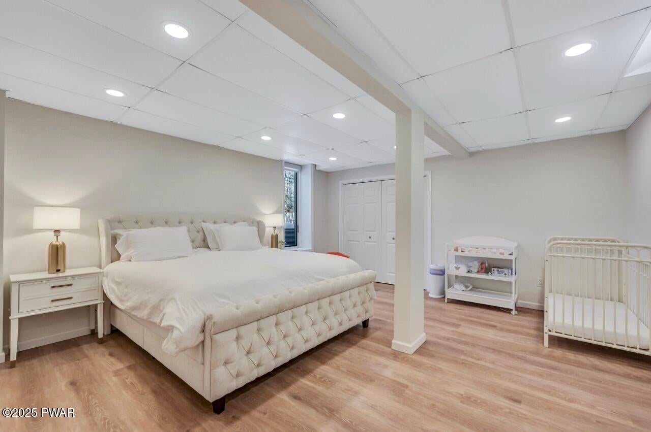 Lords Valley, Pennsylvania, 18428, United States, 6 Bedrooms Bedrooms, ,3 BathroomsBathrooms,Residential,For Sale,2001480