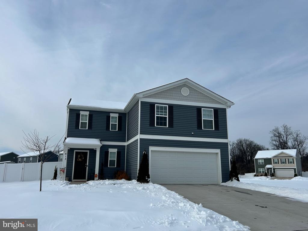 Berryville, Virginia, 22611, United States, 4 Bedrooms Bedrooms, ,3 BathroomsBathrooms,Residential,For Sale,2015067